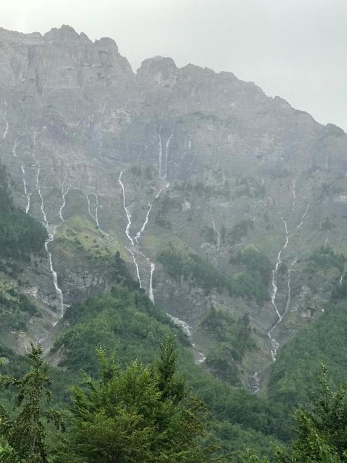 Bujtina Arlindi Valbone Exterior foto